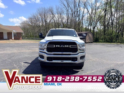 2024 RAM 3500 Tradesman Crew Cab 4x4 8' Box