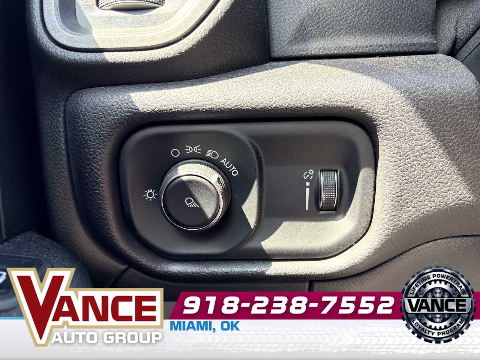 2024 RAM 3500 Tradesman Crew Cab 4x4 8' Box