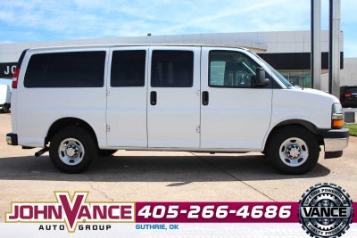 2017 Chevrolet Express 2500 LT