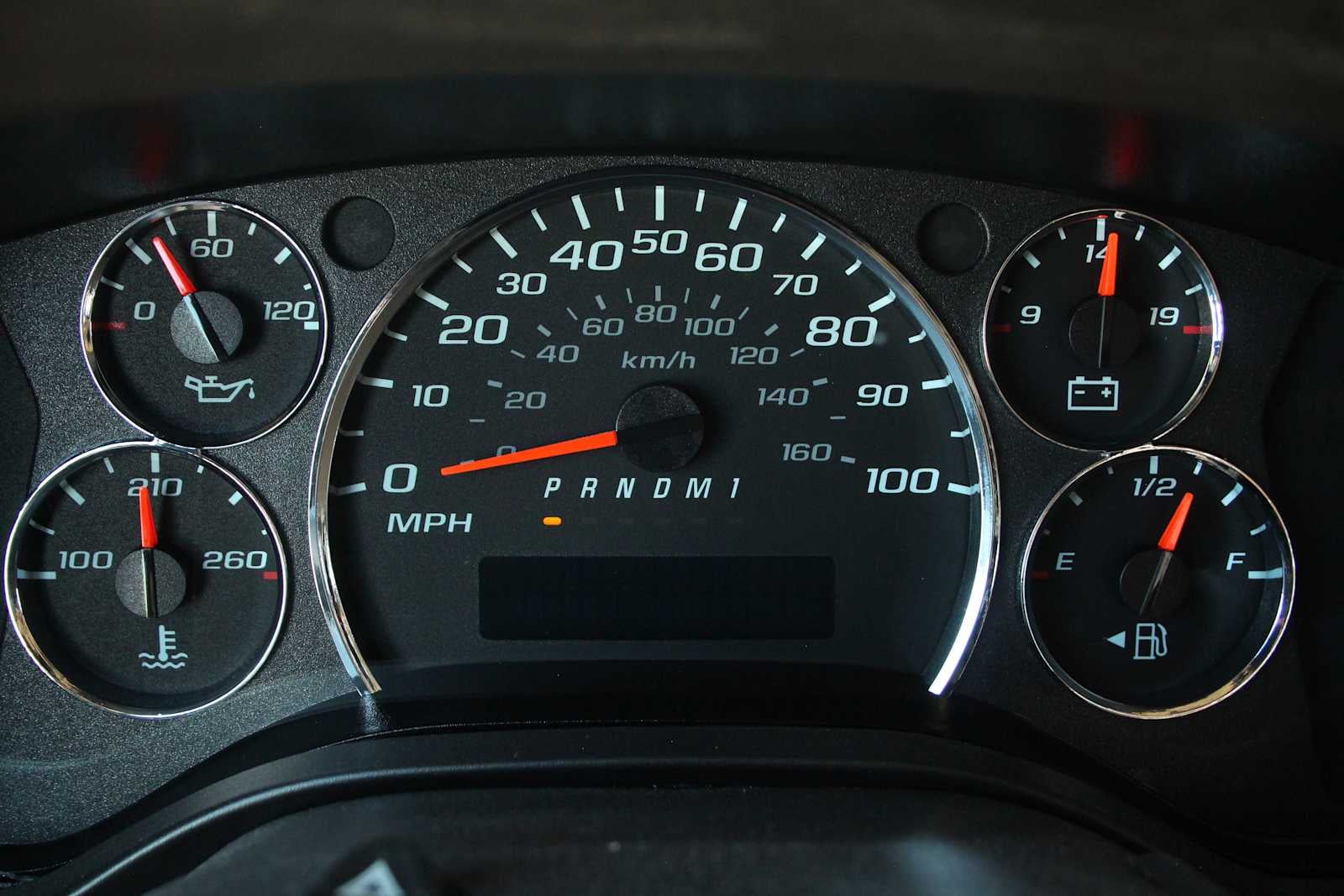 2025 Chevrolet Express Passenger LT