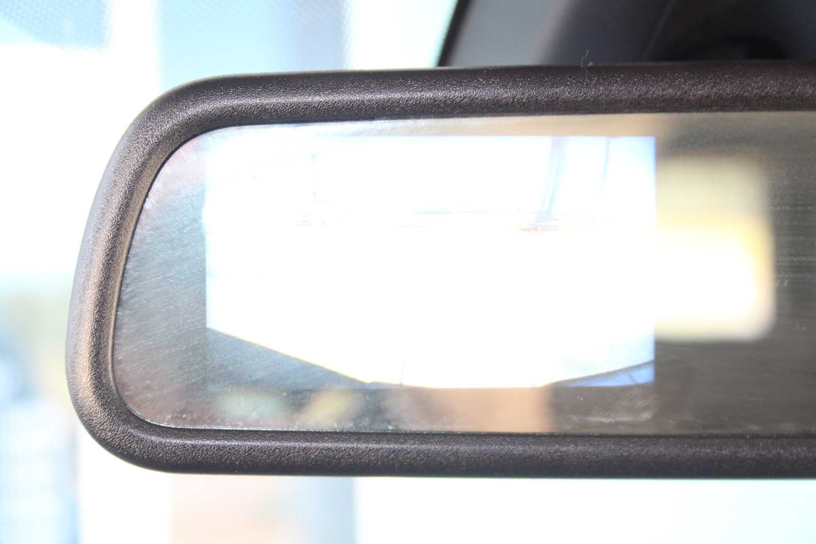 2025 Chevrolet Express Passenger LT