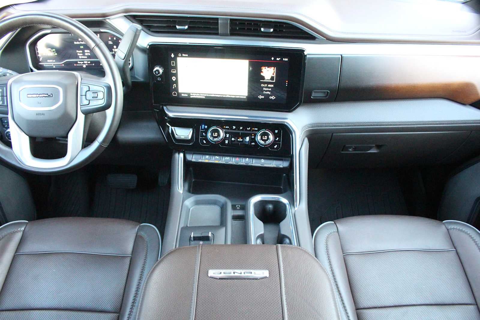 2024 GMC Sierra 2500HD Denali