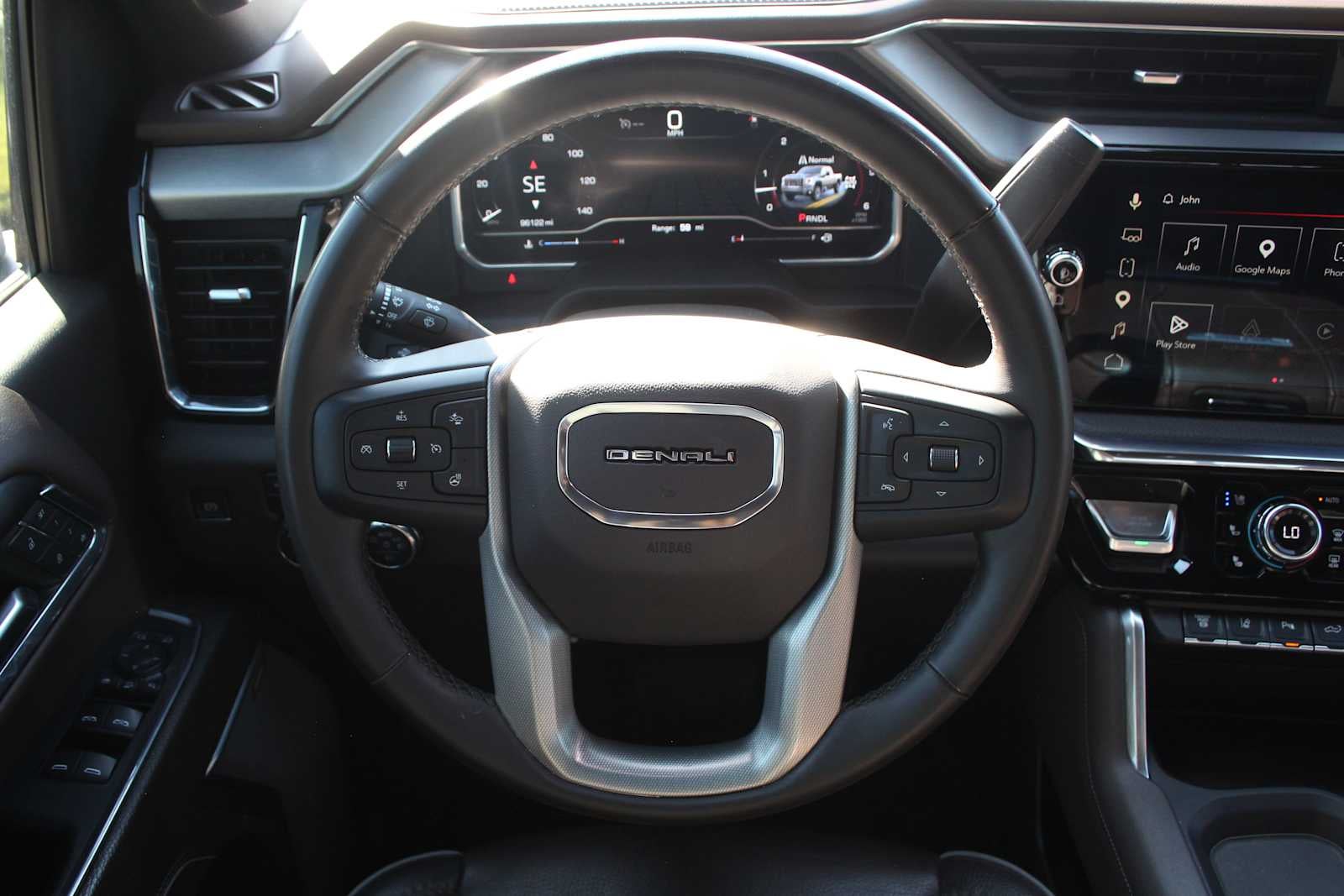 2024 GMC Sierra 2500HD Denali
