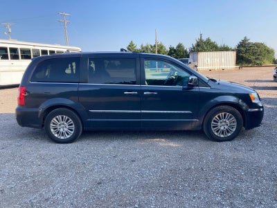 2014 Chrysler Town & Country Limited