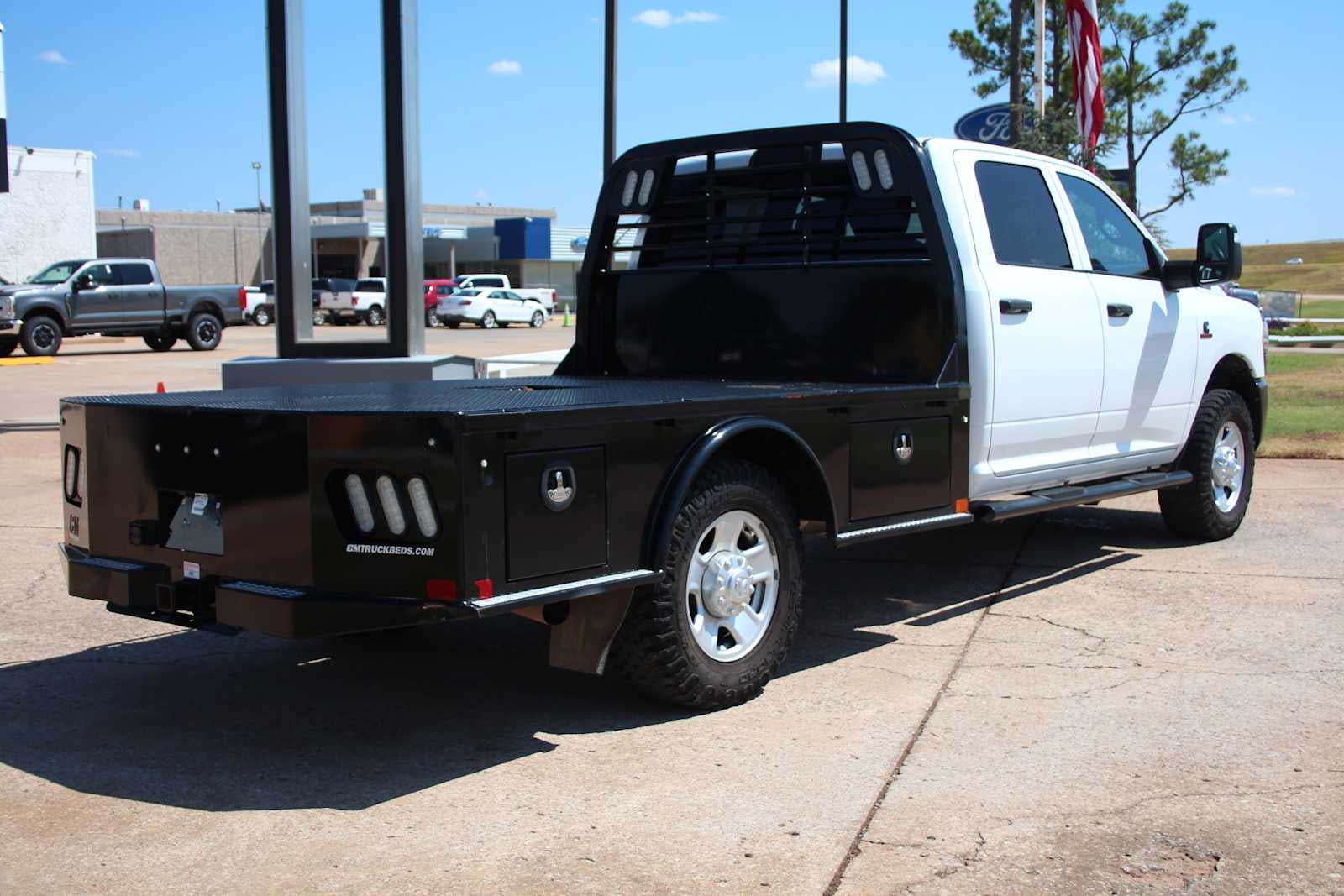 2023 RAM 3500 Chassis Tradesman