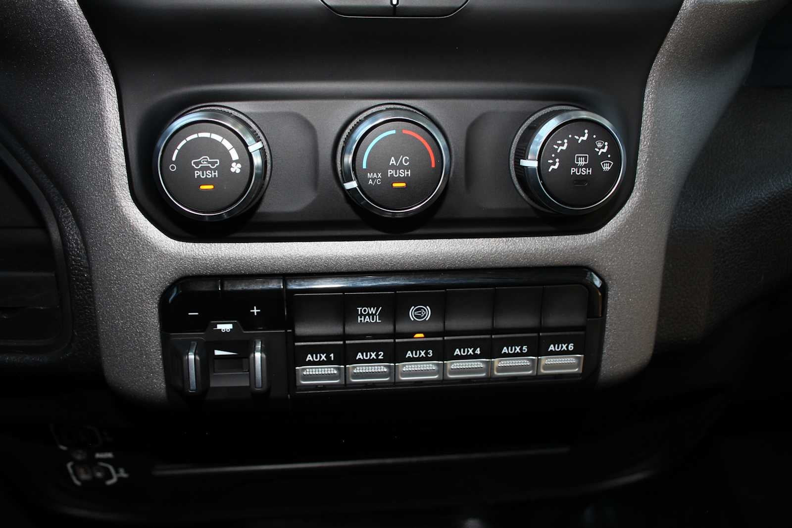 2023 RAM 3500 Chassis Tradesman