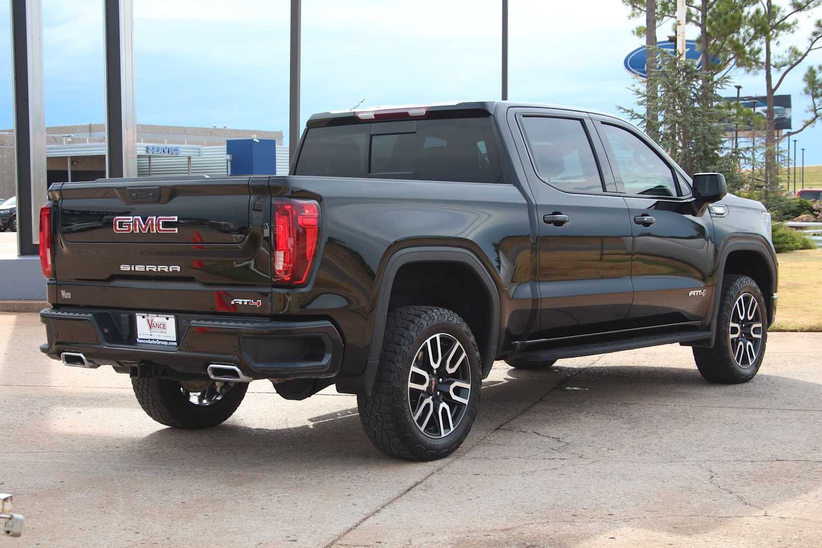 2024 GMC Sierra 1500 AT4