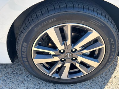 2024 Nissan Versa SV