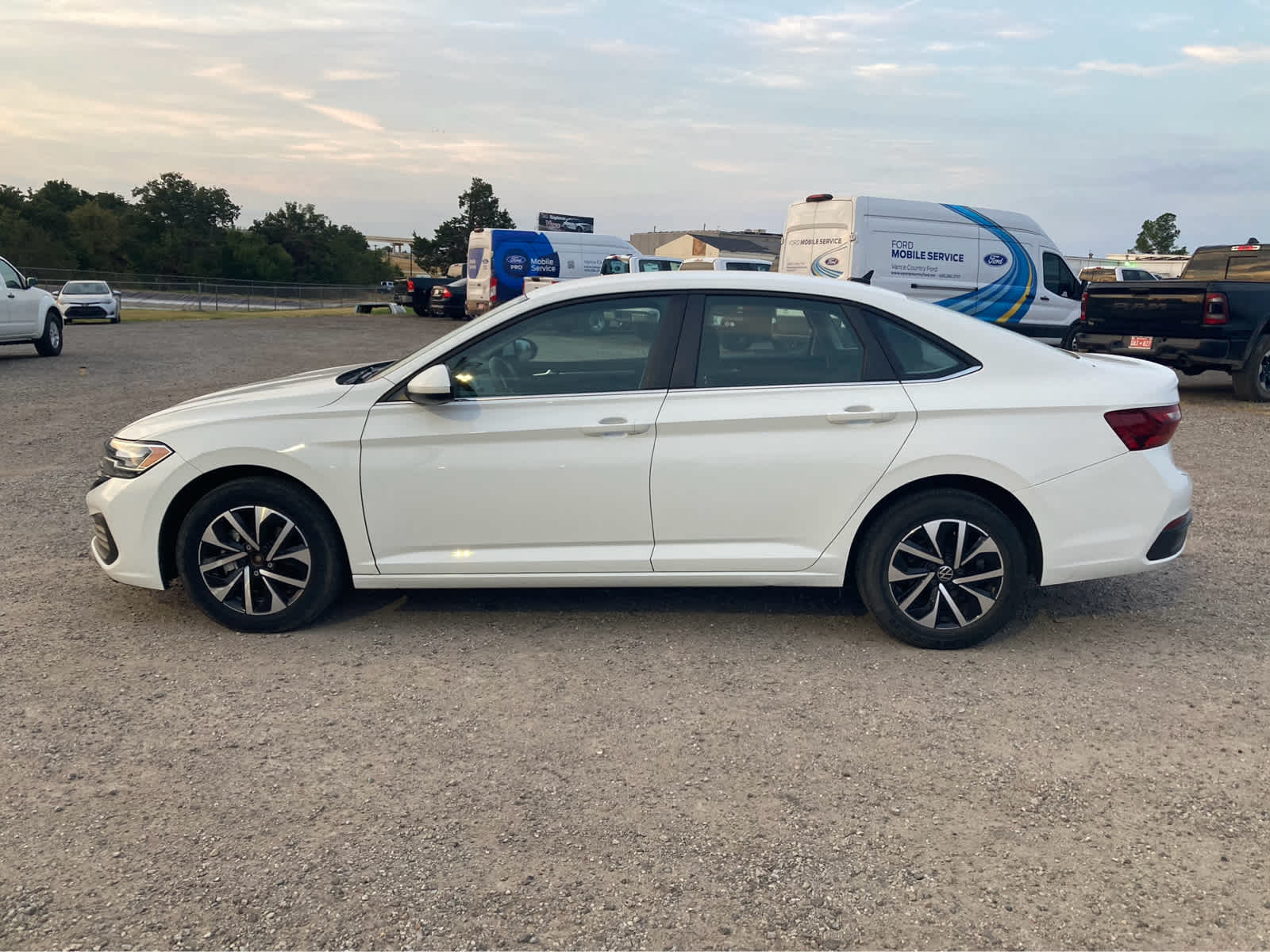 2022 Volkswagen Jetta S