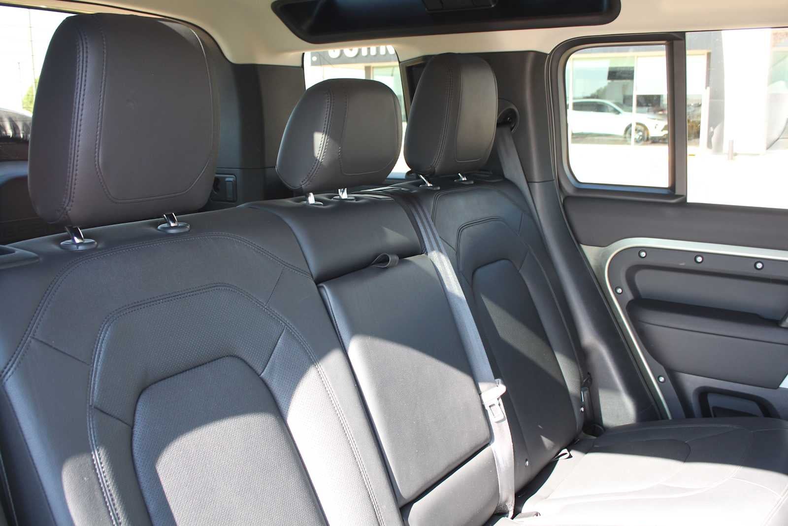 2024 Land Rover Defender S