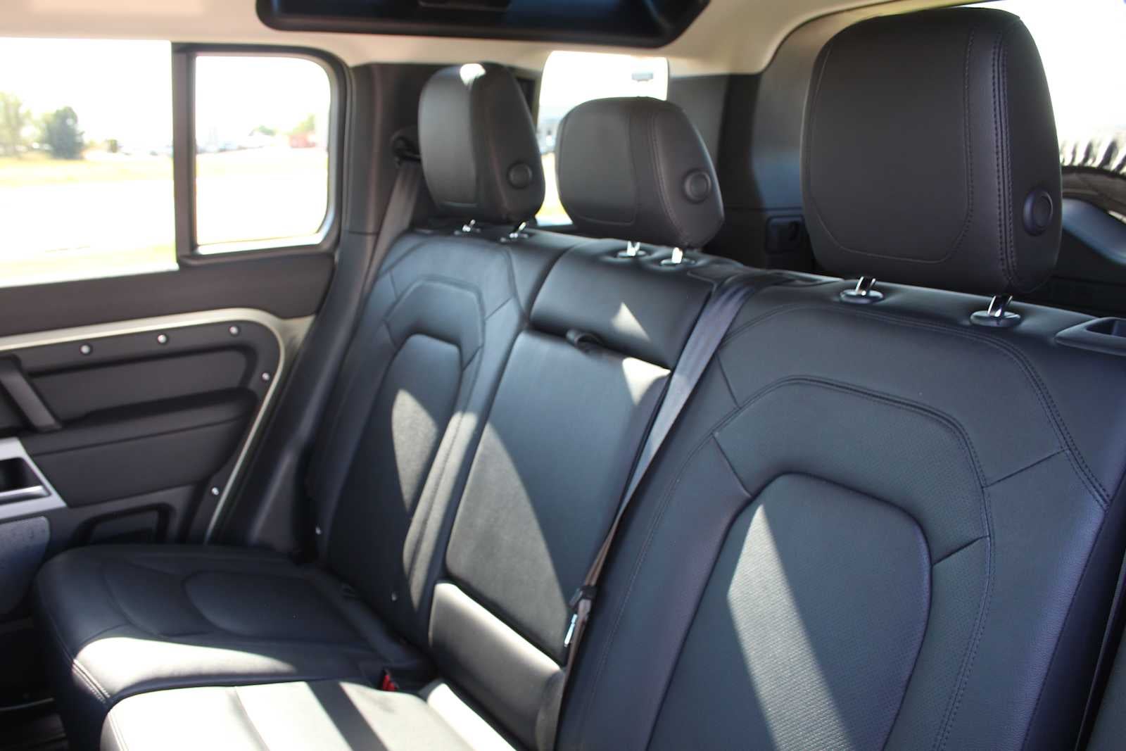 2024 Land Rover Defender S