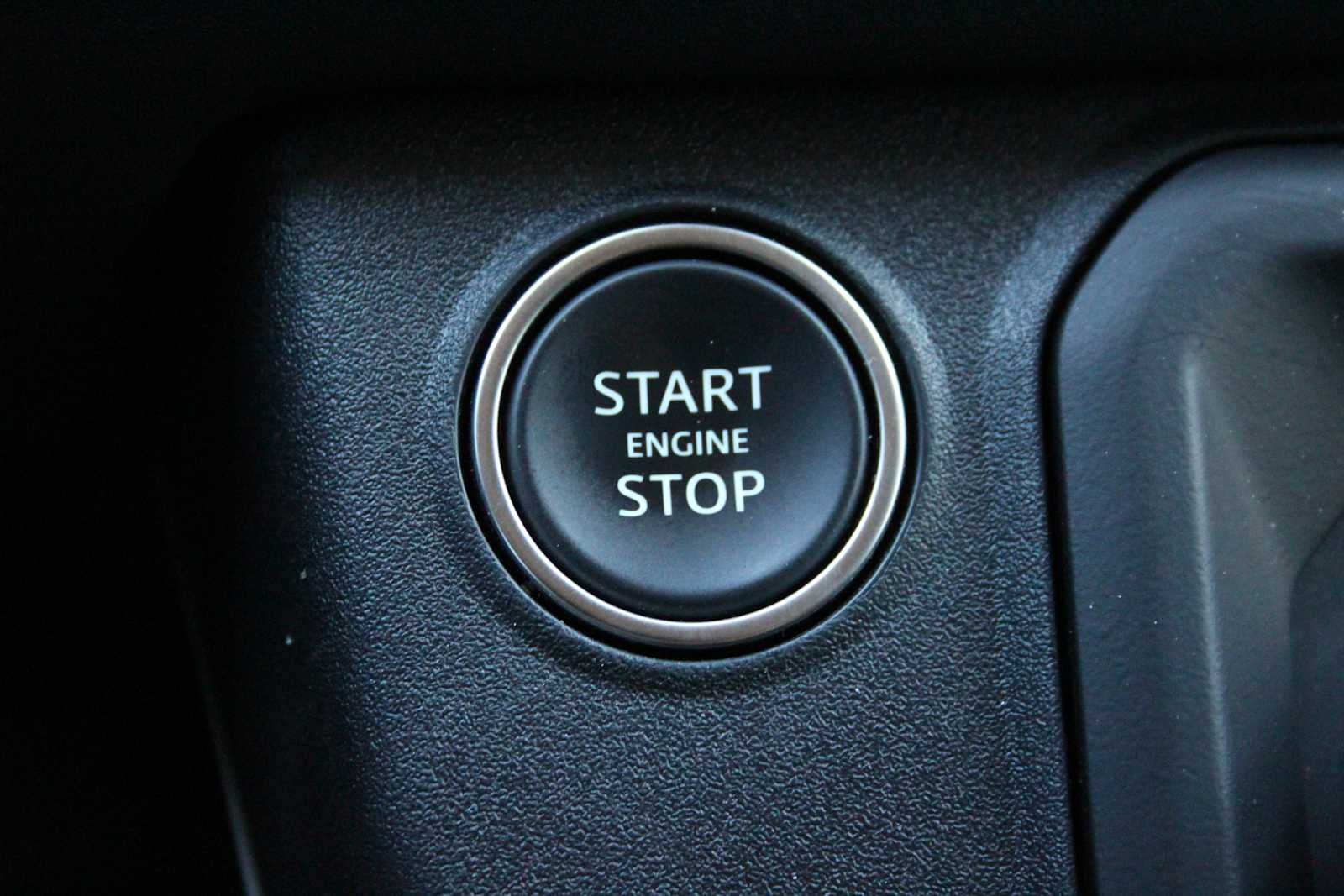 2024 Land Rover Defender S