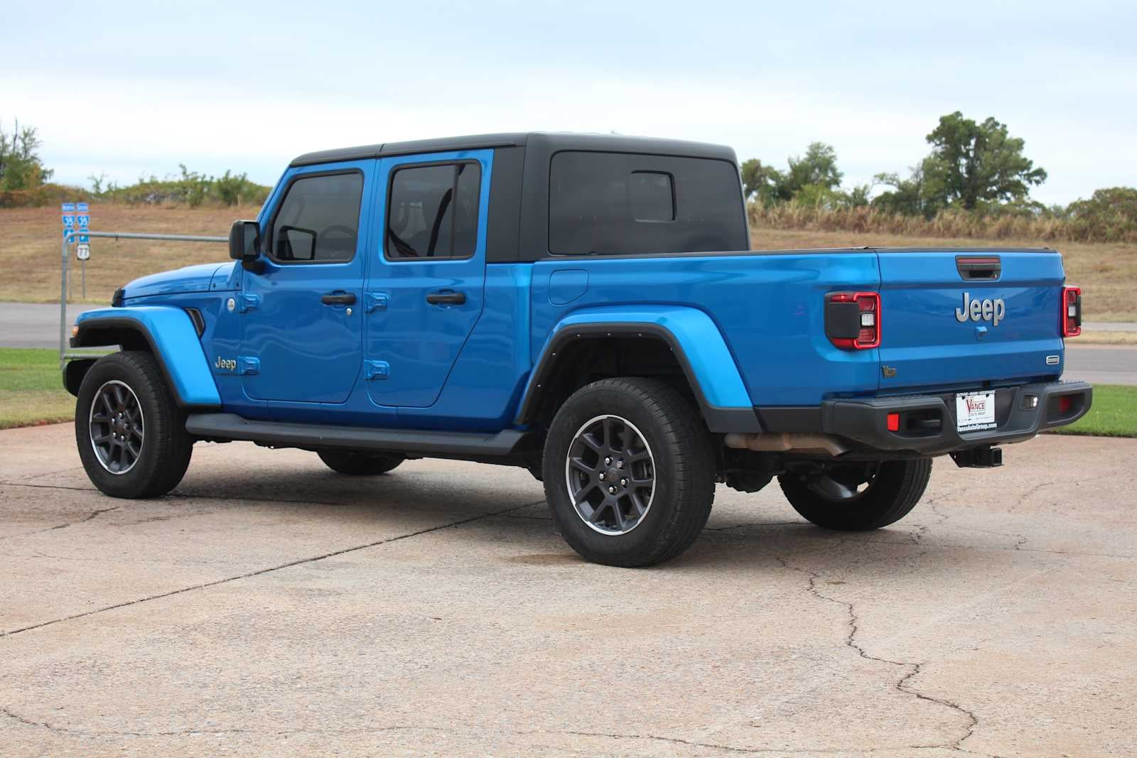 2022 Jeep Gladiator Overland