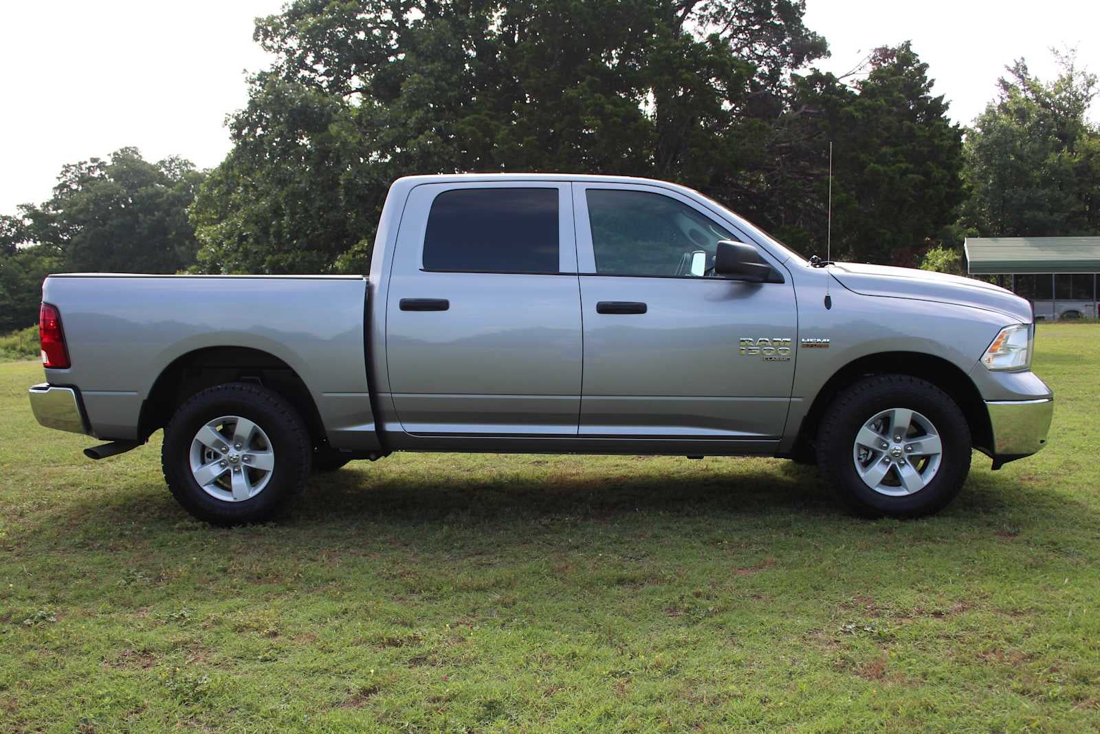 2024 RAM 1500 Classic SSV
