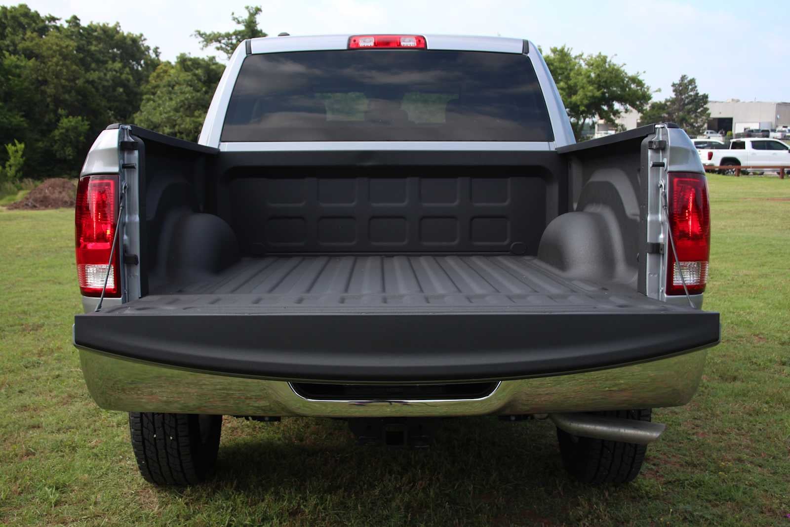 2024 RAM 1500 Classic SSV