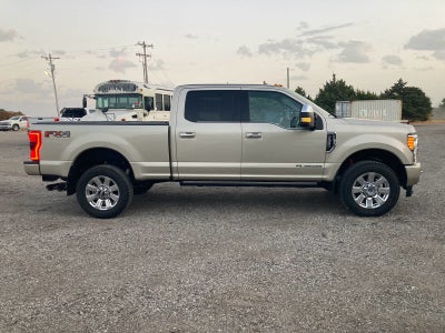 2017 Ford Super Duty F-350 SRW Platinum