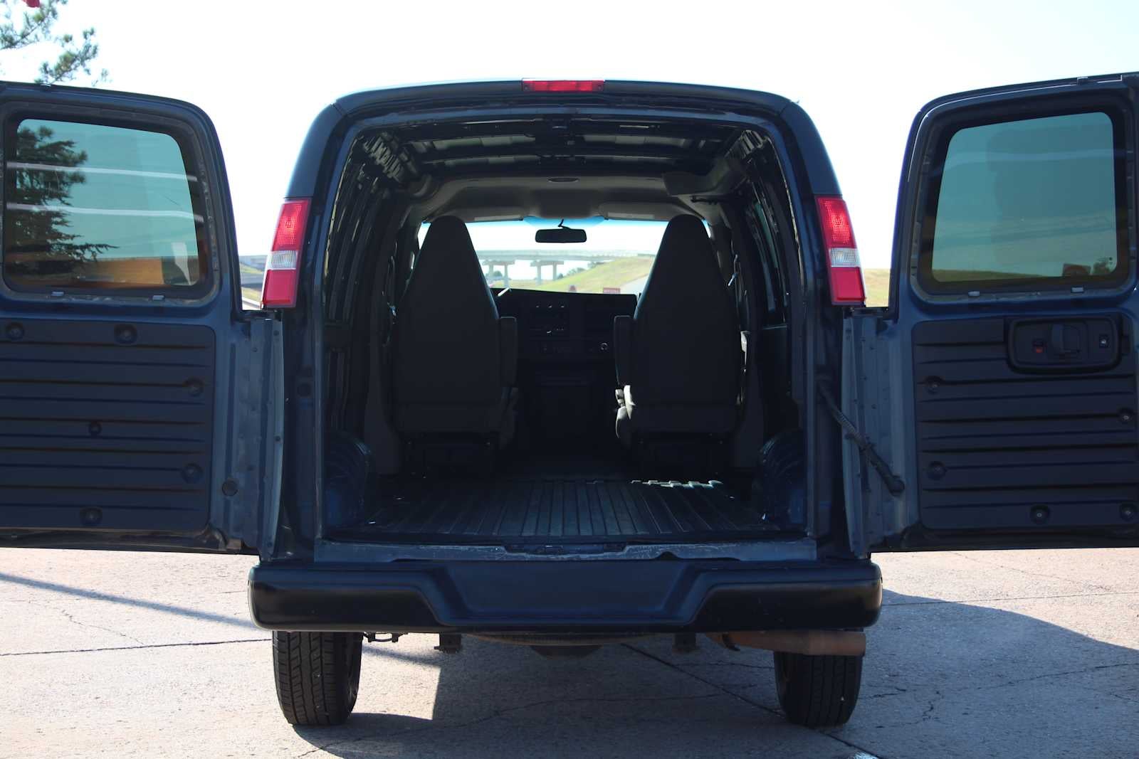 2019 Chevrolet Express Cargo 2500 Base