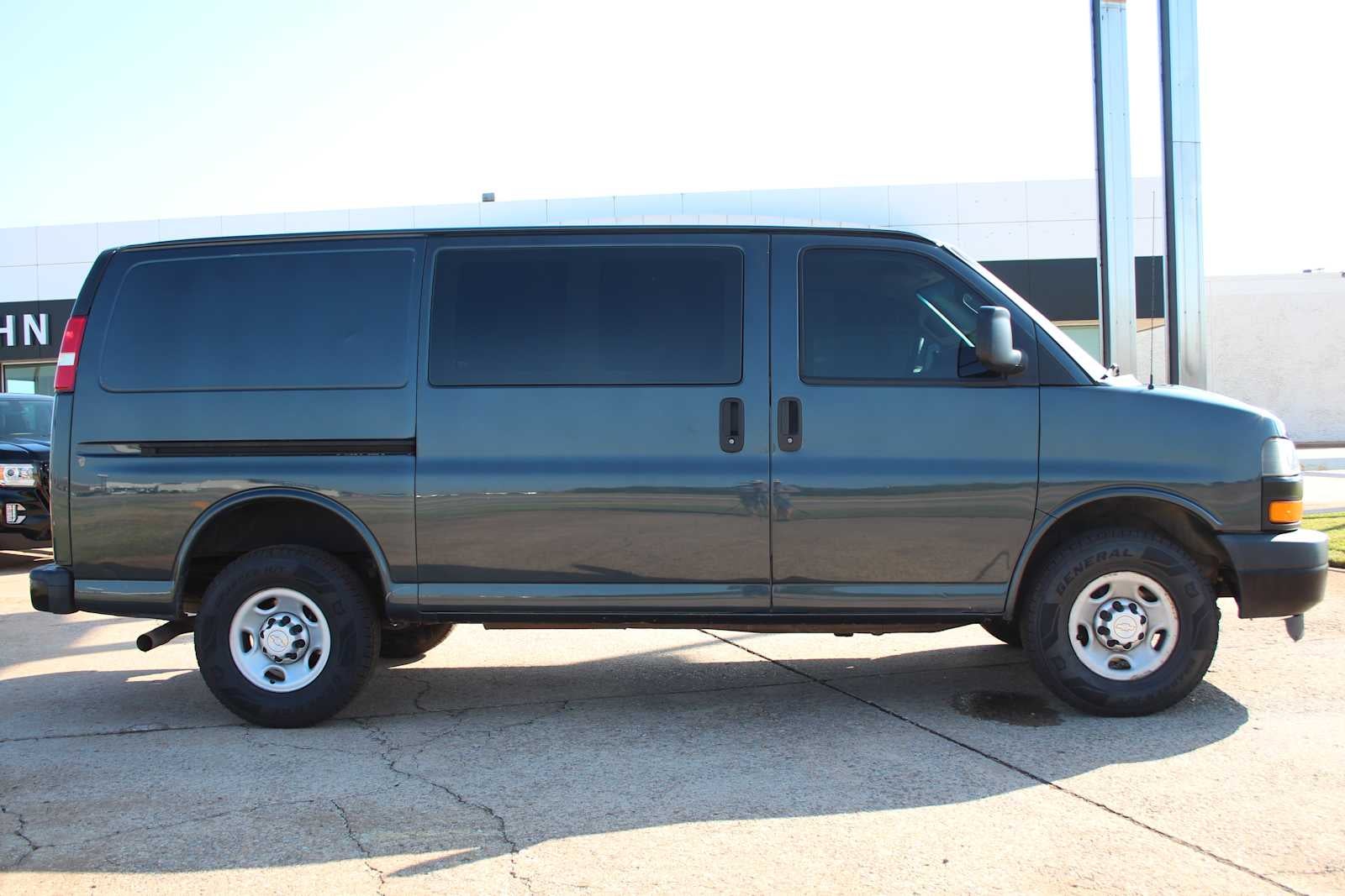 2019 Chevrolet Express Cargo 2500 Base