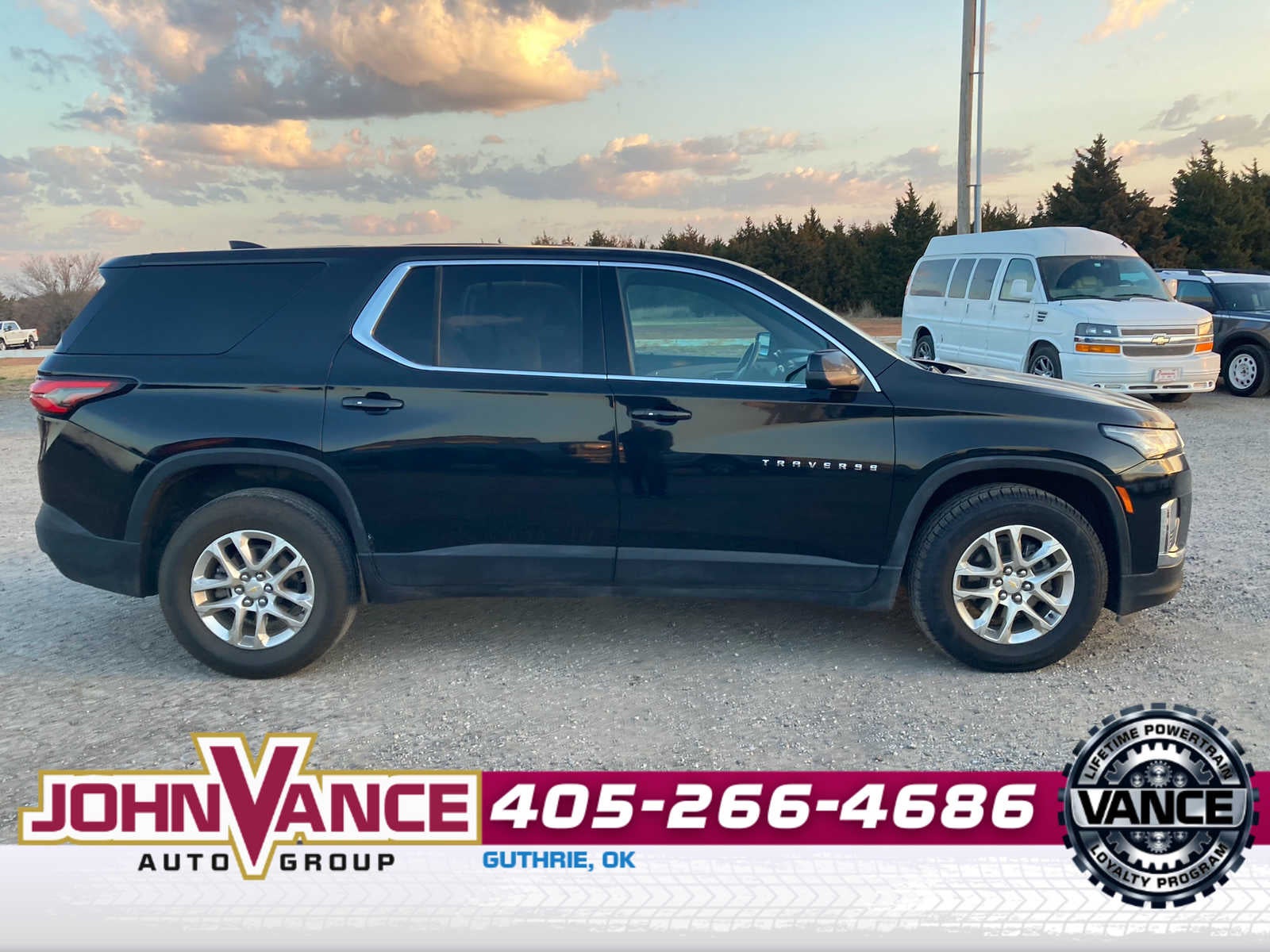 2023 Chevrolet Traverse LS