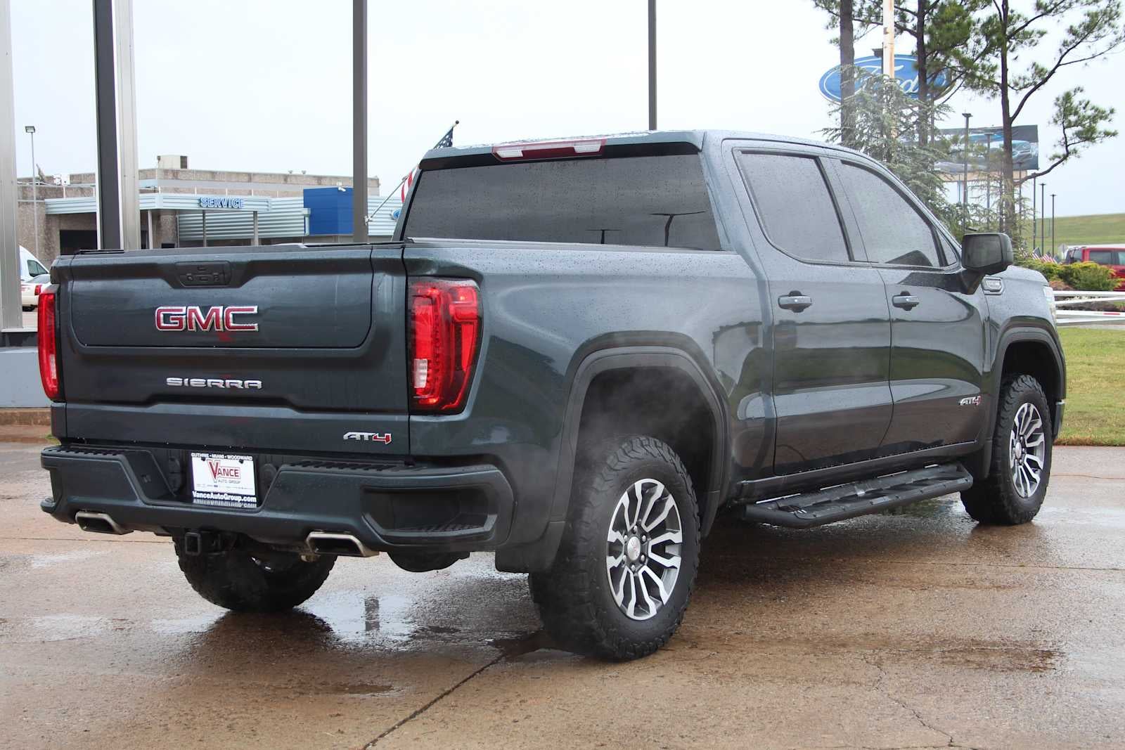 2021 GMC Sierra 1500 AT4