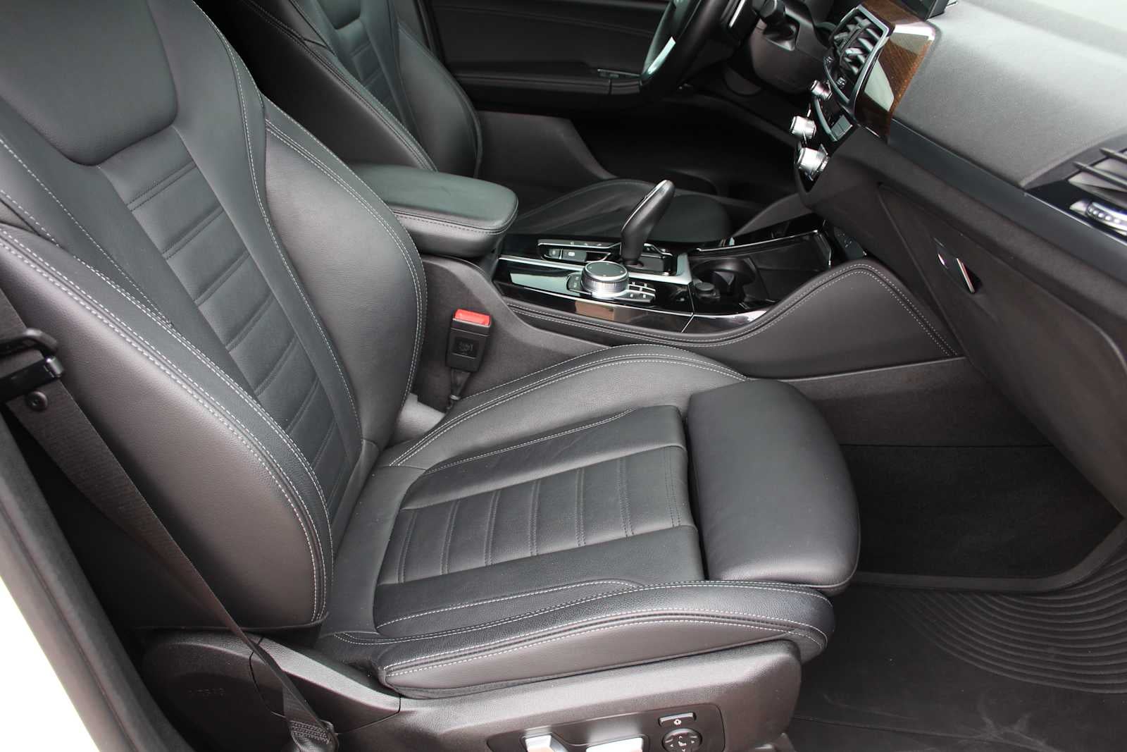 2021 BMW X4 xDrive30i