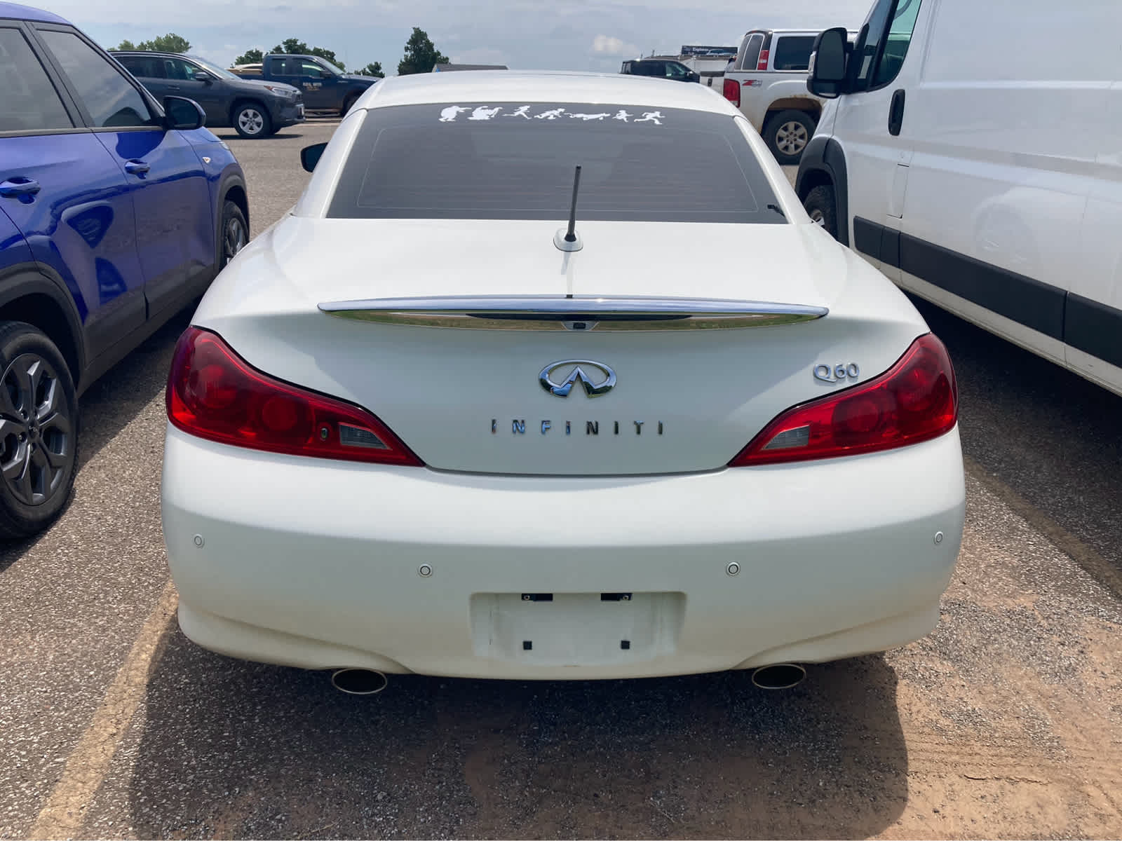 2014 INFINITI Q60 Convertible Base
