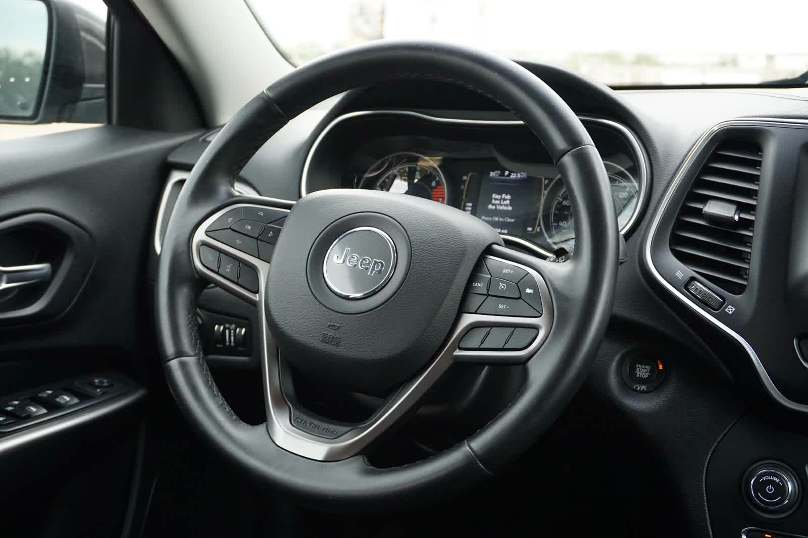 2019 Jeep Cherokee Latitude Plus FWD