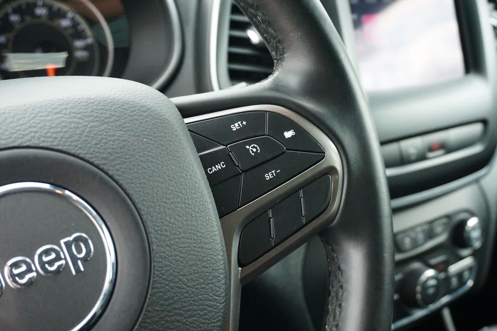 2019 Jeep Cherokee Latitude Plus FWD