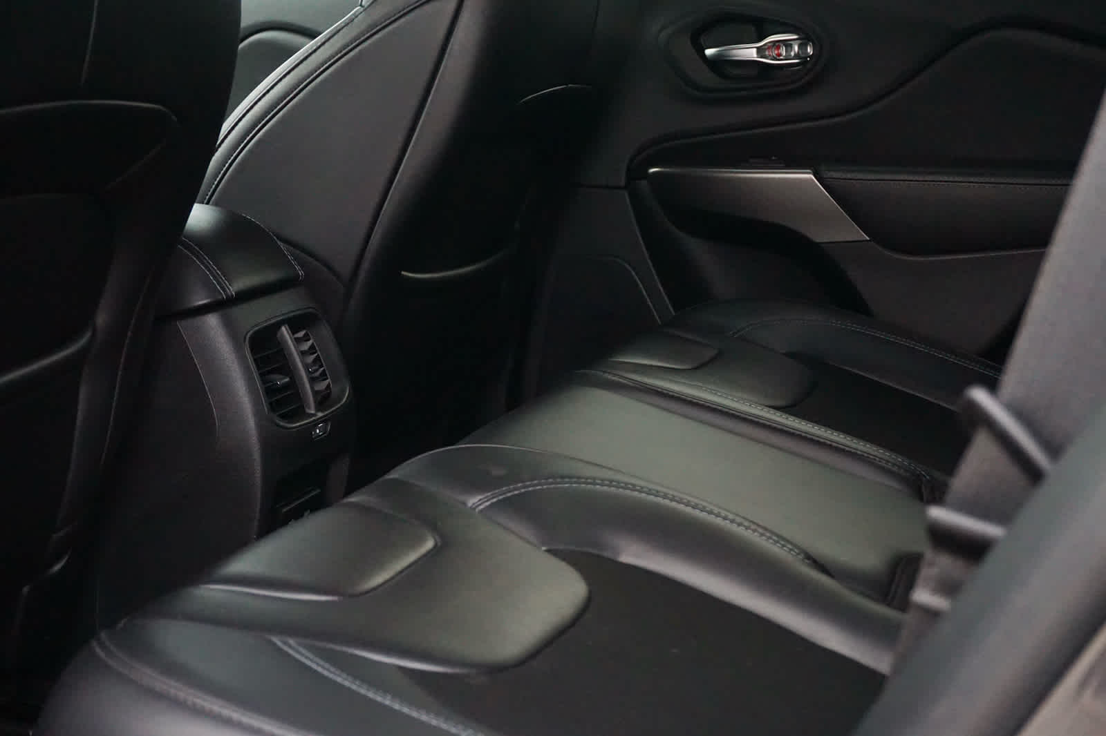 2019 Jeep Cherokee Latitude Plus FWD