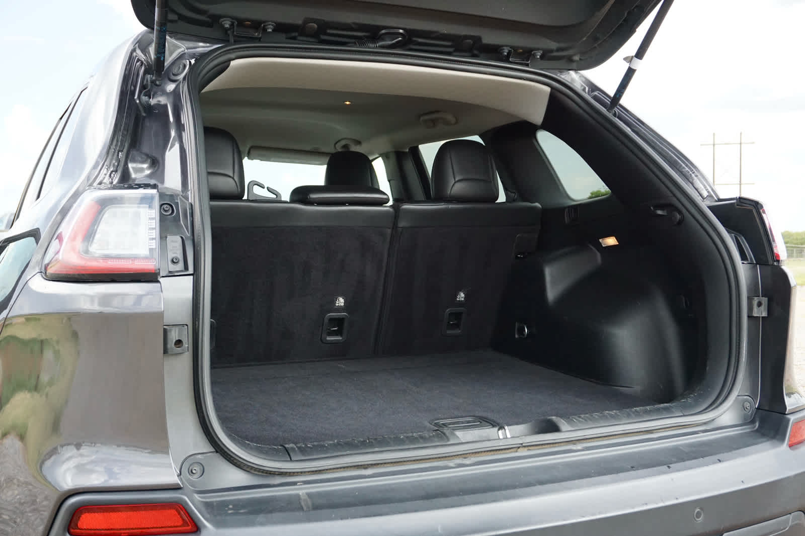 2019 Jeep Cherokee Latitude Plus FWD