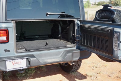 2025 Jeep Wrangler 4-Door Summit 4x4