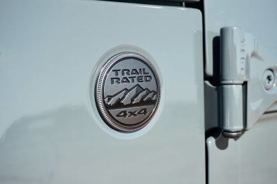 2025 Jeep Wrangler 4-Door Summit 4x4
