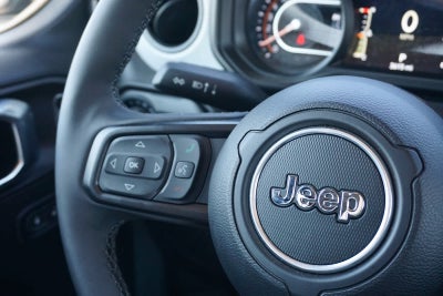 2025 Jeep Wrangler 4-Door Summit 4x4