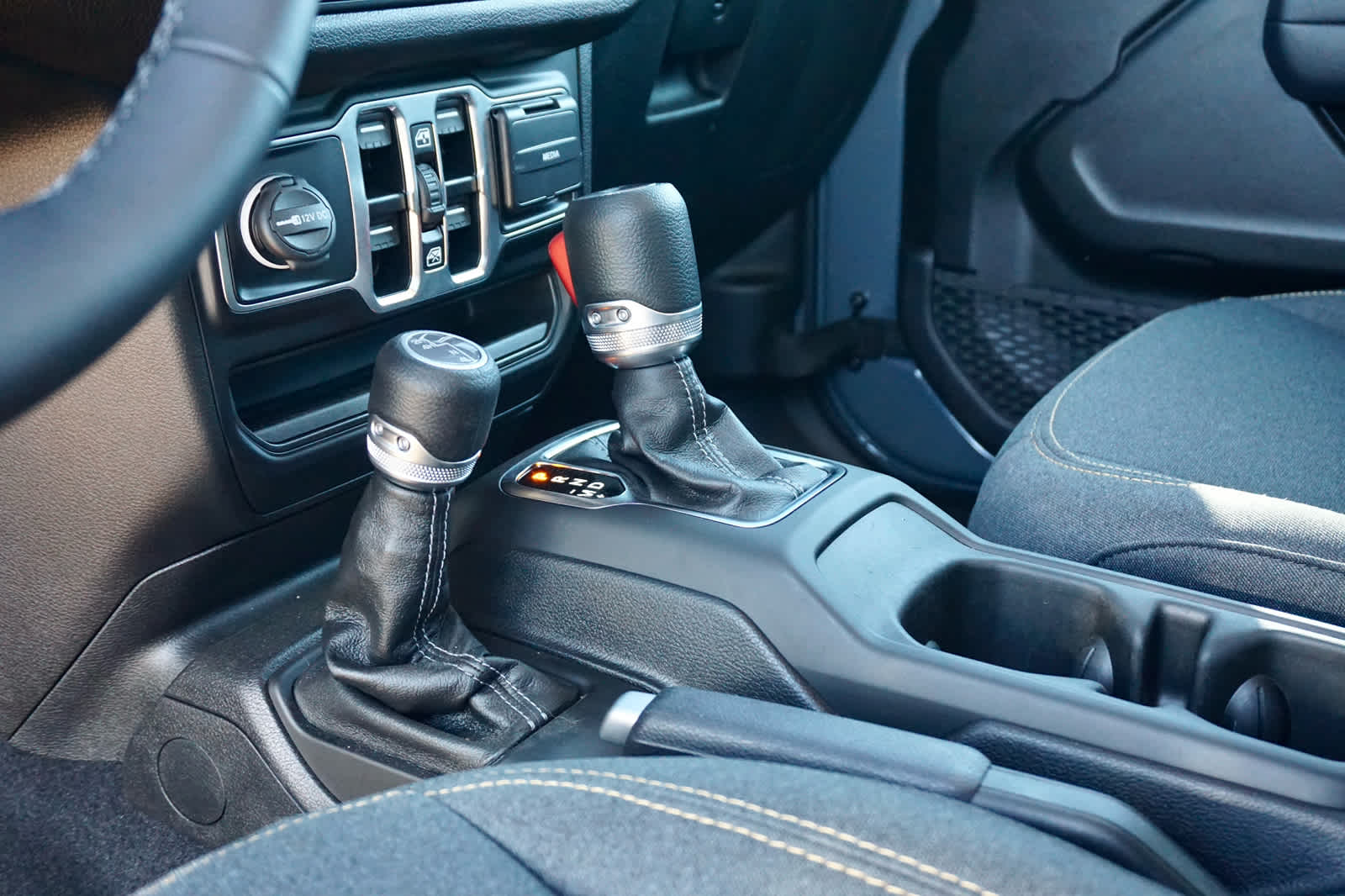 2025 Jeep Wrangler 4-Door Summit 4x4