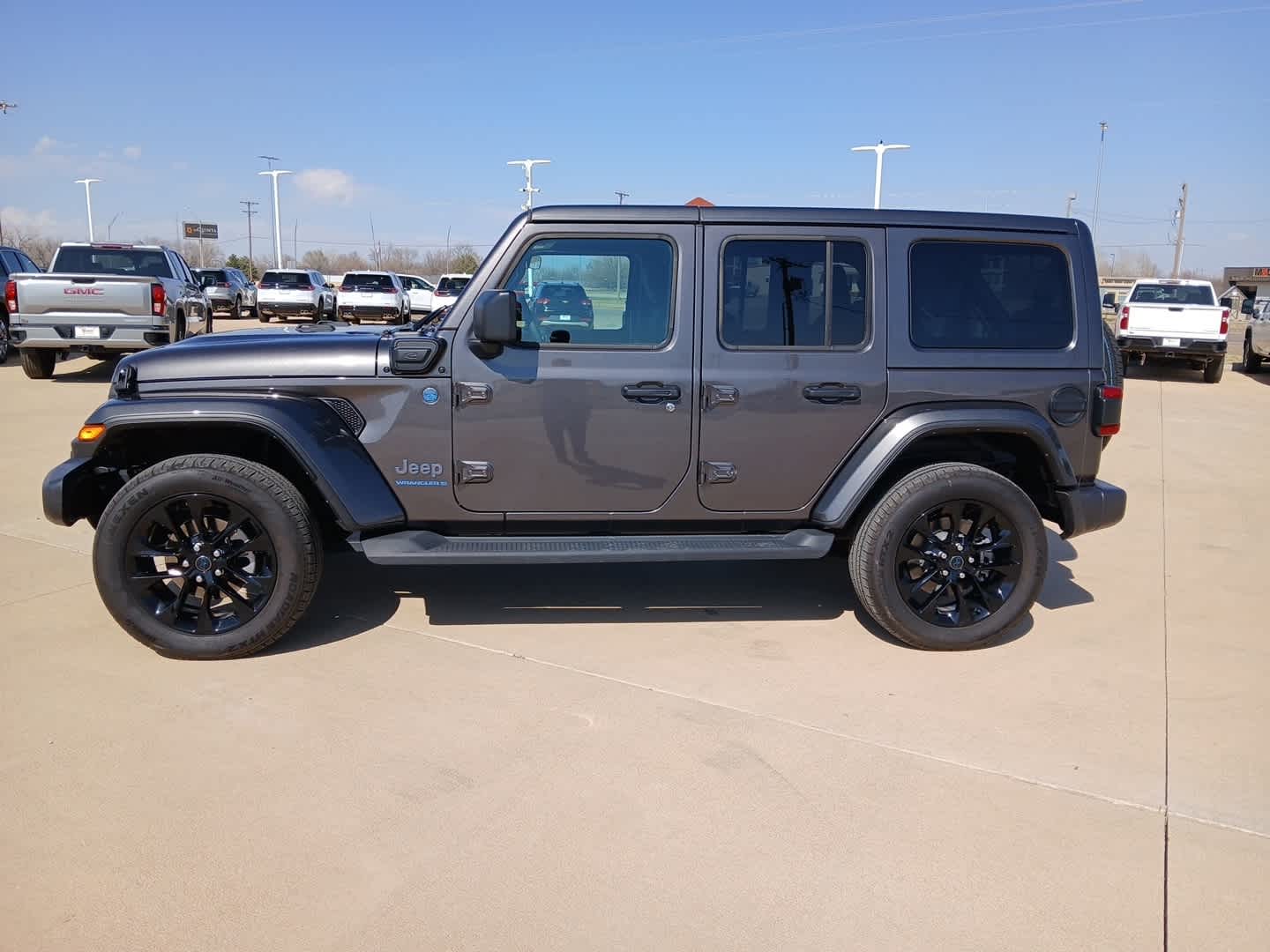 2025 Jeep Wrangler 4xe Sahara 4xe
