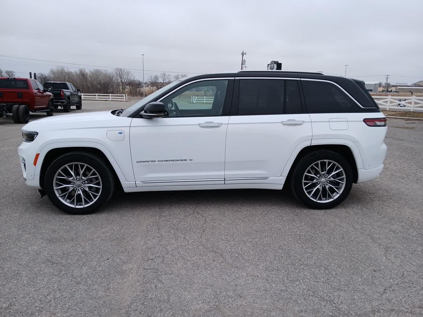2022 Jeep Grand Cherokee 4xe Summit 4x4