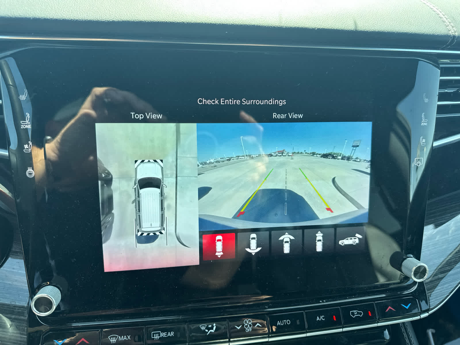 2022 Jeep Wagoneer Series III 4x2