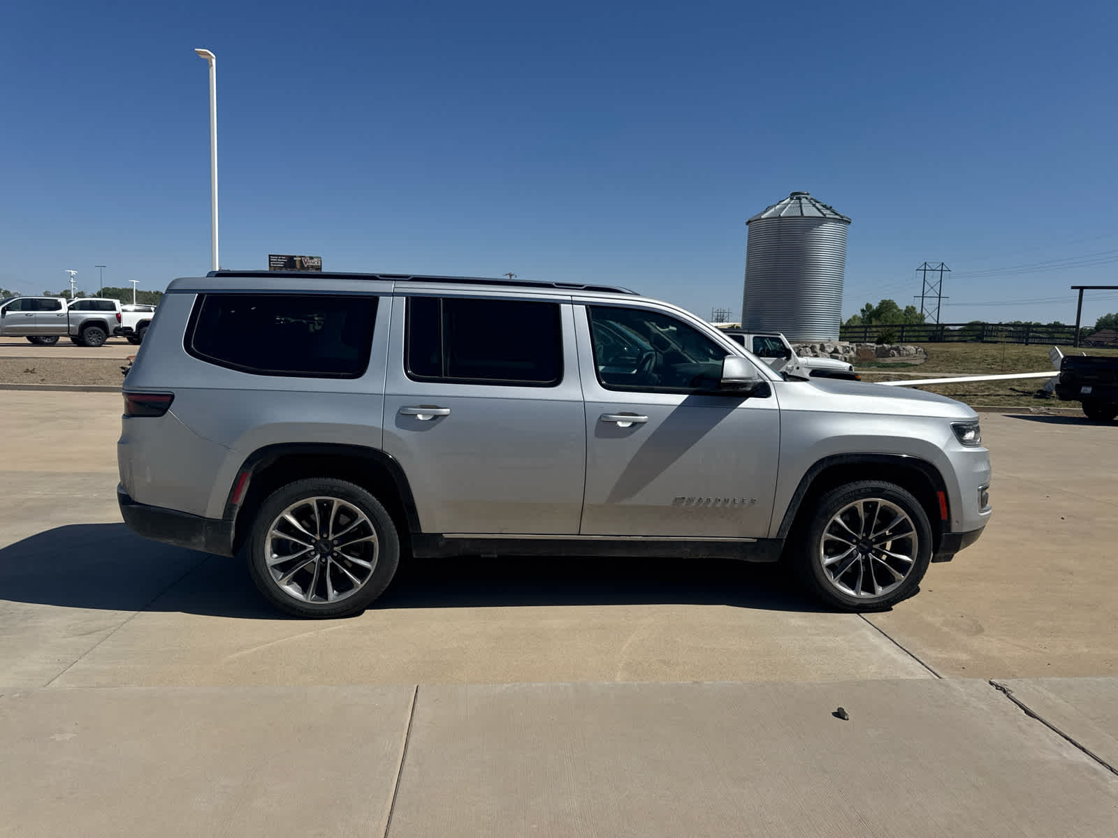 2022 Jeep Wagoneer Series III 4x2