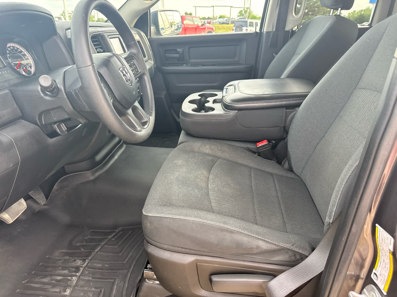 2021 RAM Ram 1500 Classic Tradesman Quad Cab 4x2 6'4' Box