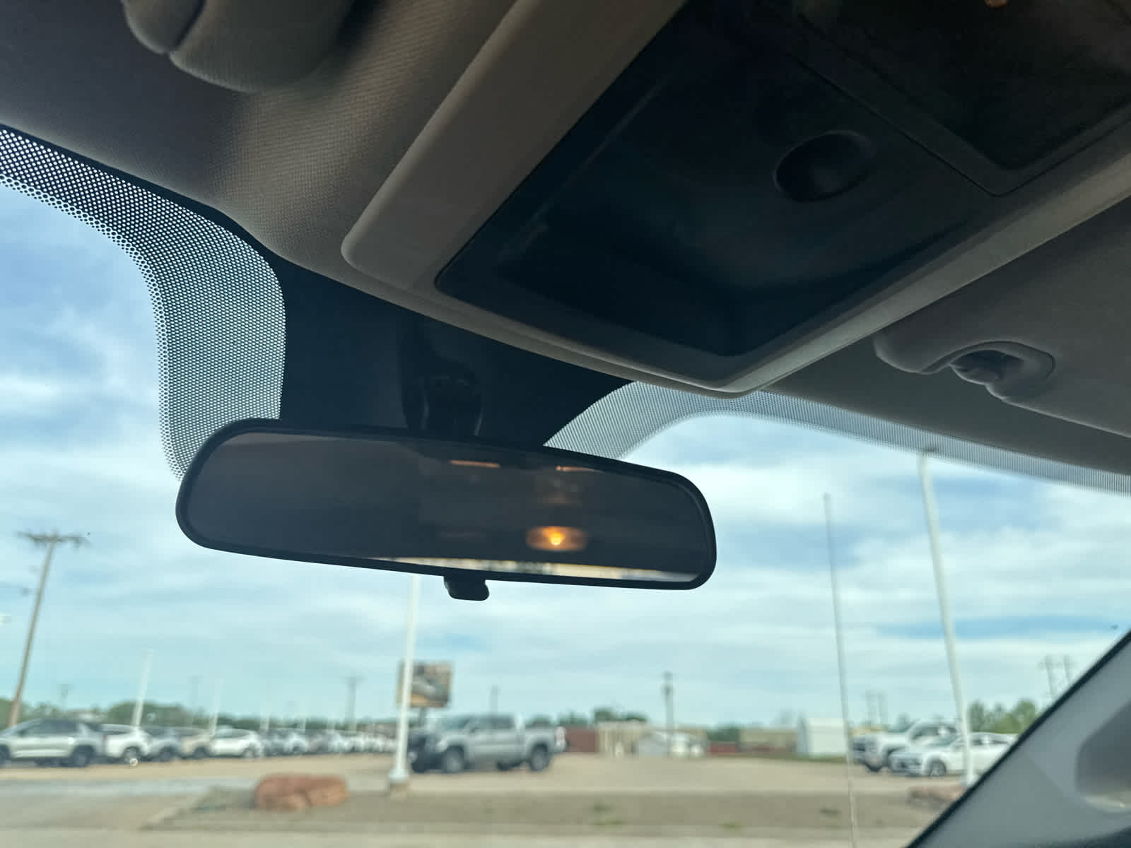 2021 RAM Ram 1500 Classic Tradesman Quad Cab 4x2 6'4' Box