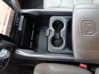 2025 RAM Ram 1500 Laramie Crew Cab 4x4 5'7' Box