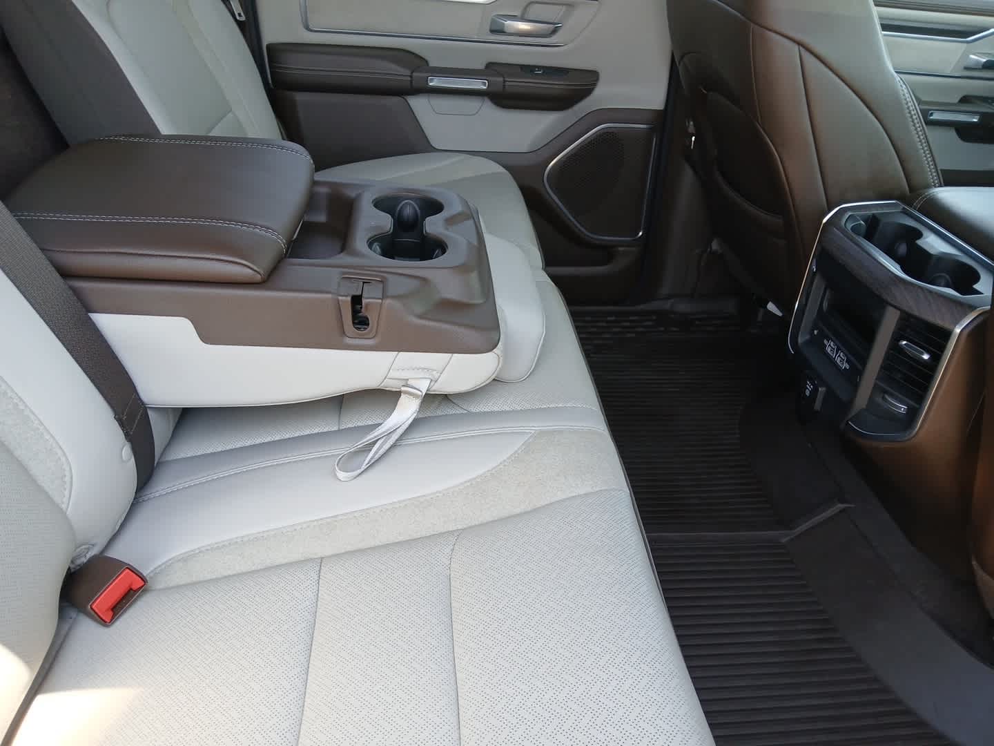 2025 RAM Ram 1500 Laramie Crew Cab 4x4 5'7' Box
