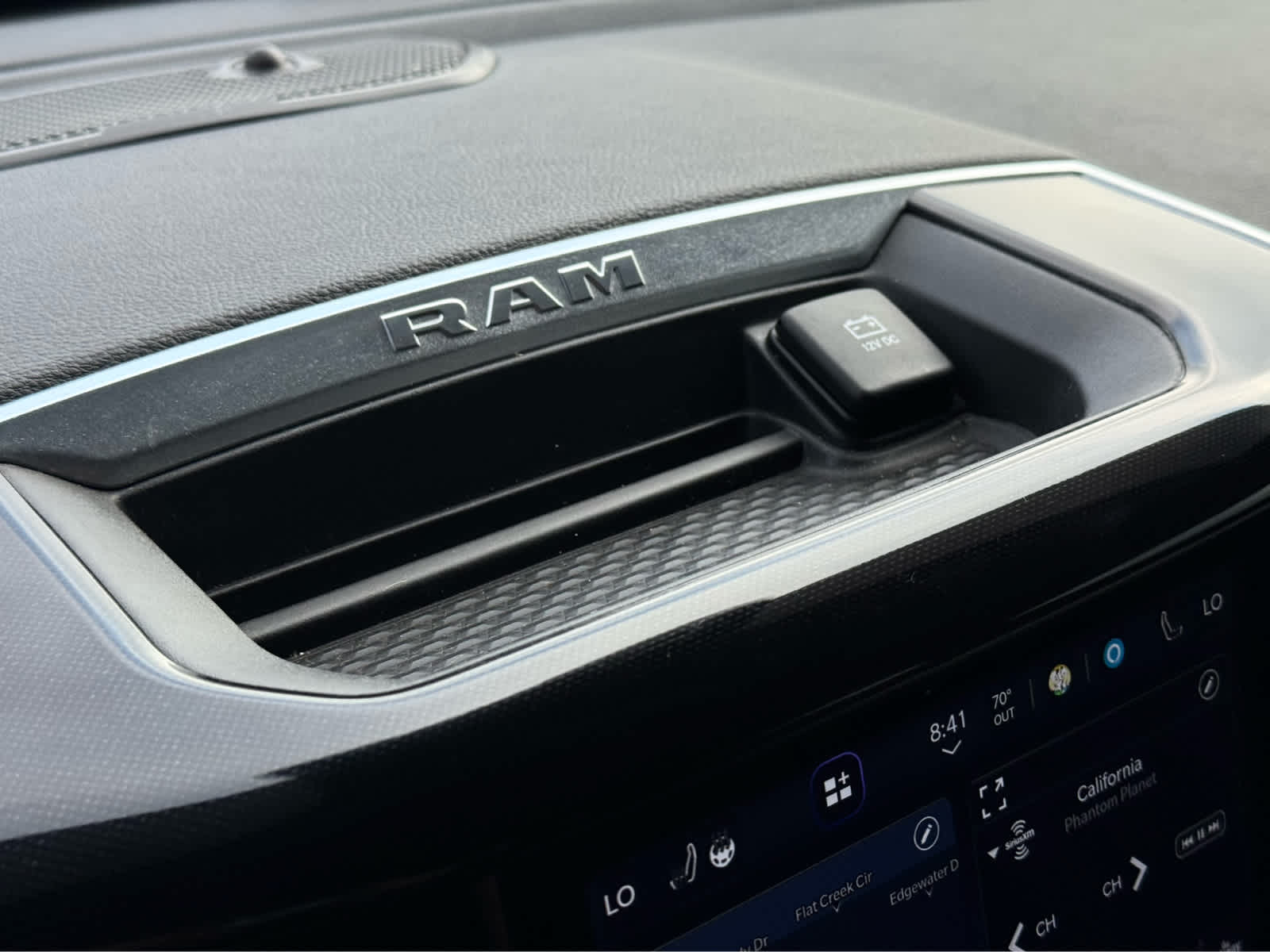 2022 RAM Ram 1500 Laramie Crew Cab 4x4 5'7' Box