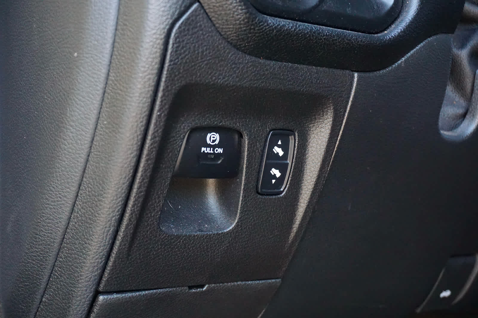2022 RAM Ram 1500 Laramie Crew Cab 4x4 5'7' Box