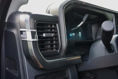 2025 Ford Super Duty F-350 DRW LARIAT