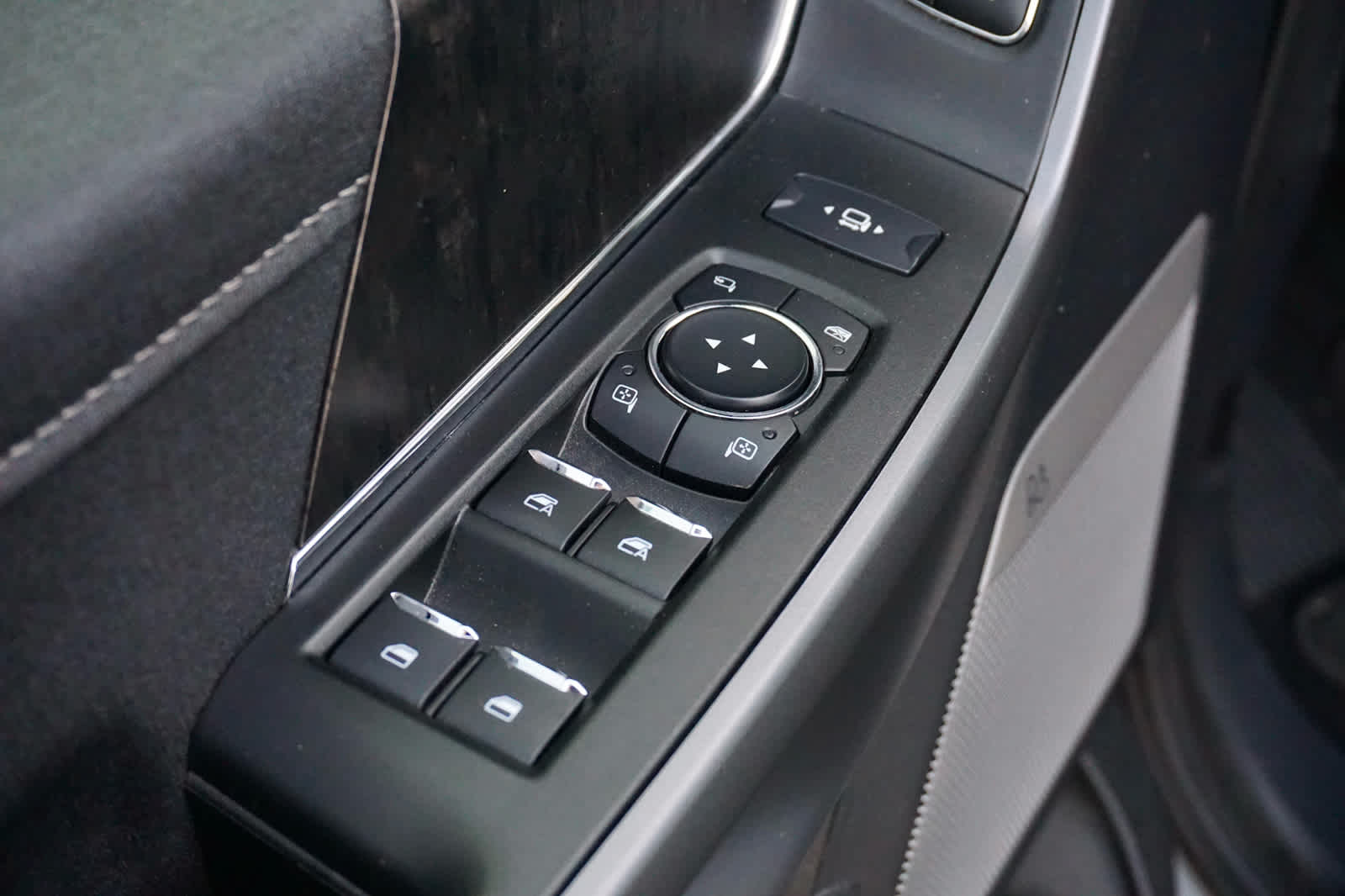 2025 Ford Super Duty F-350 DRW LARIAT