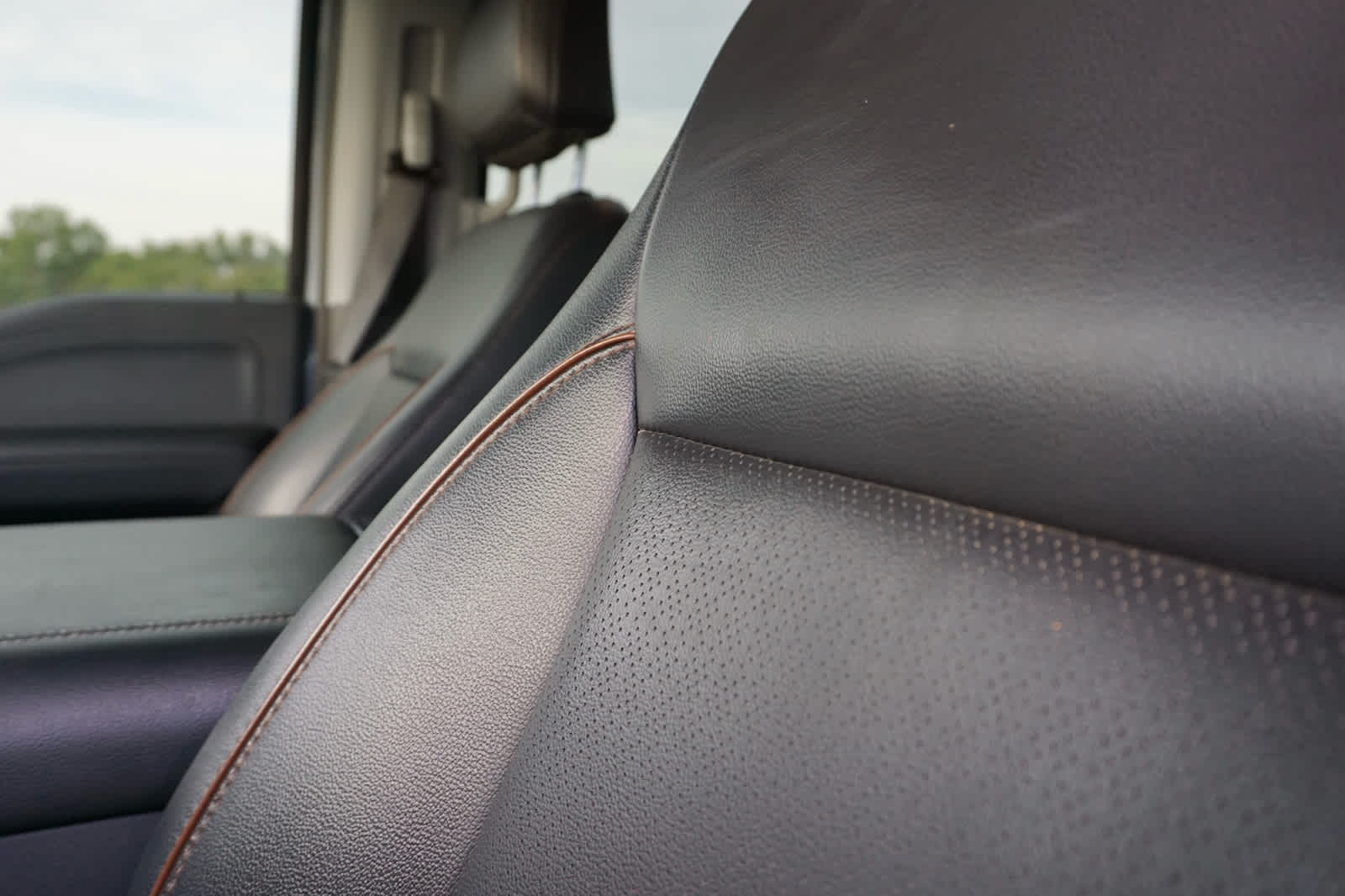 2025 Ford Super Duty F-350 DRW LARIAT