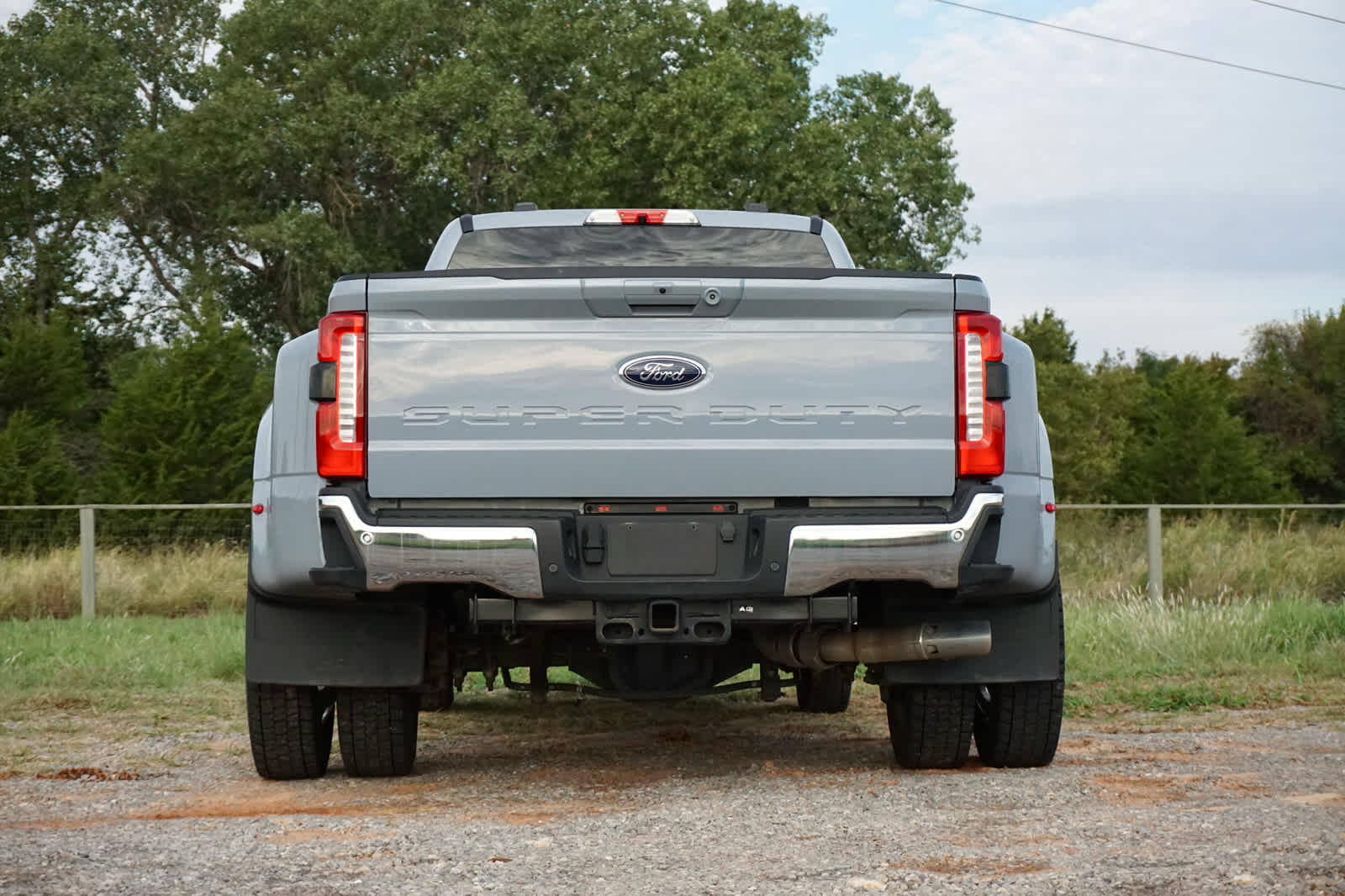 2025 Ford Super Duty F-350 DRW LARIAT