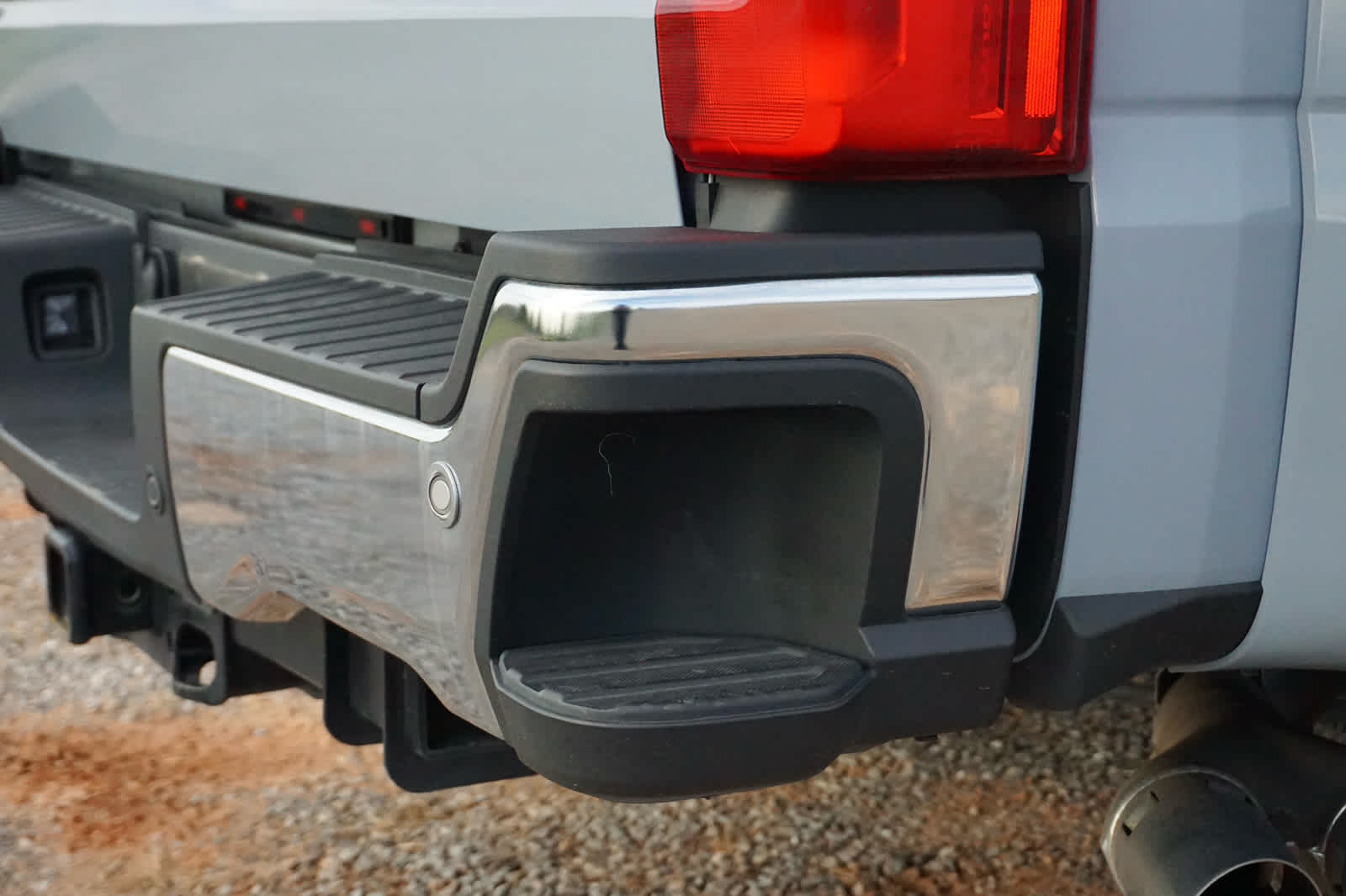 2025 Ford Super Duty F-350 DRW LARIAT