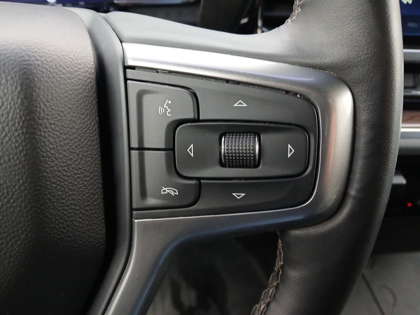 2024 Chevrolet Silverado 2500HD 4WD Crew Cab Standard Bed LT